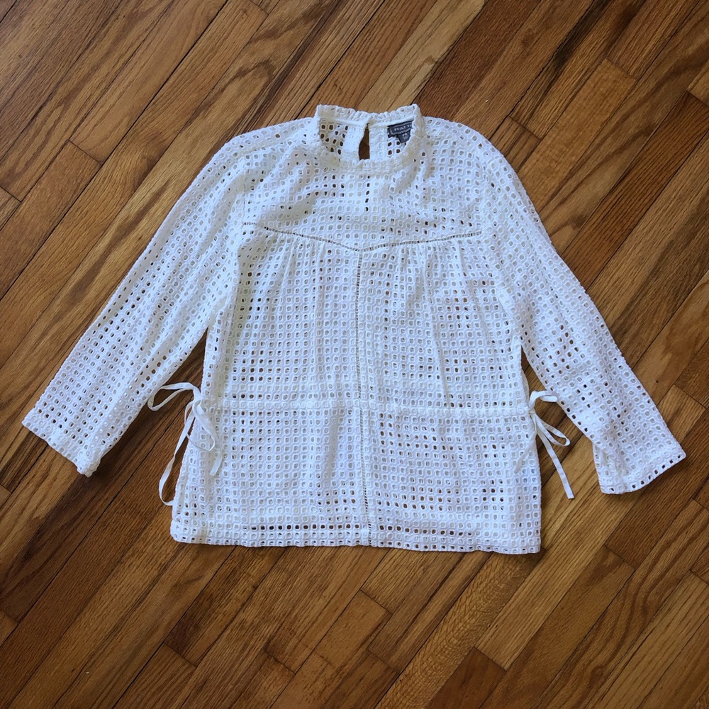 Ivory Eyelet Top 6P
